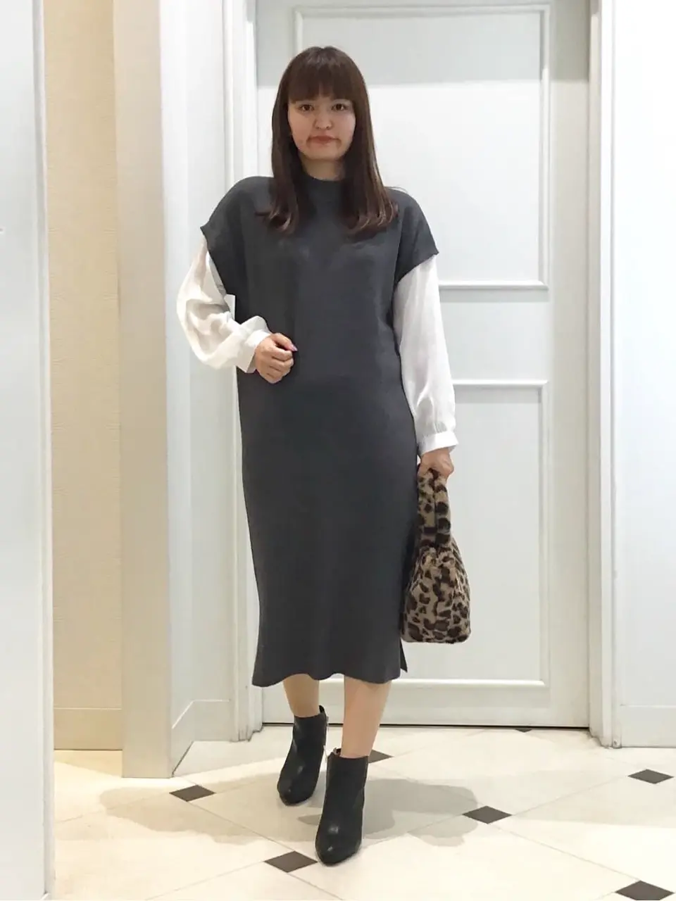 ANY SIS スタッフ コーディネート画像