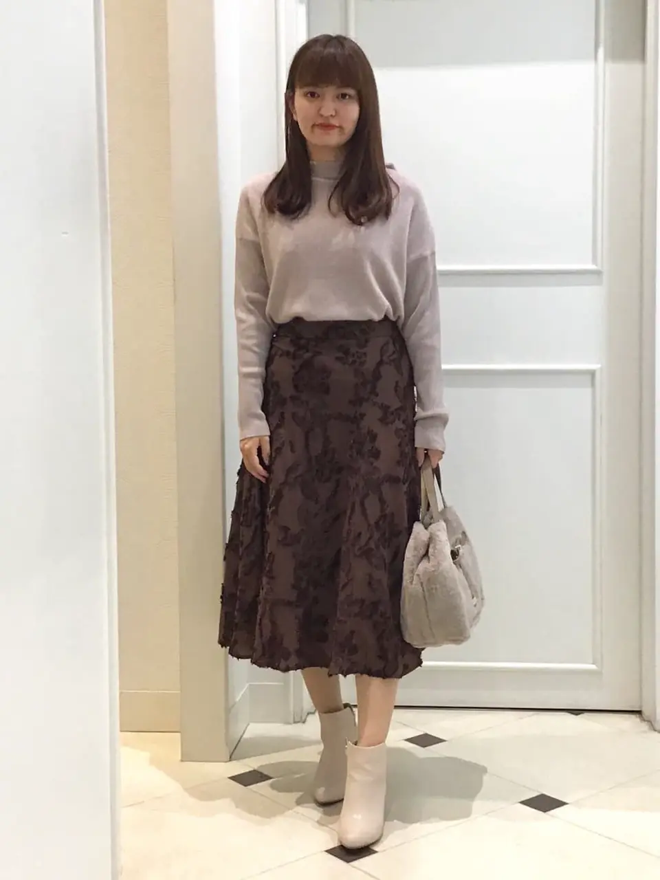 ANY SIS スタッフ コーディネート画像