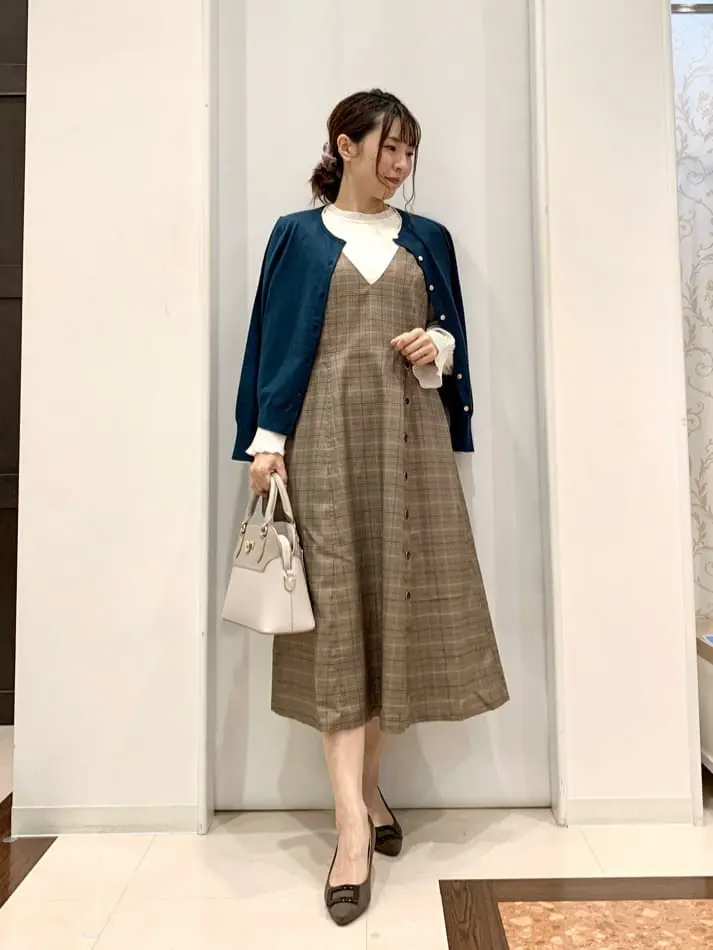 ANY SIS 横田 コーディネート画像