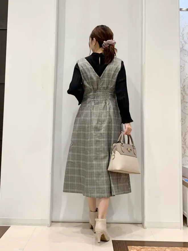 ANY SIS 横田 コーディネート画像