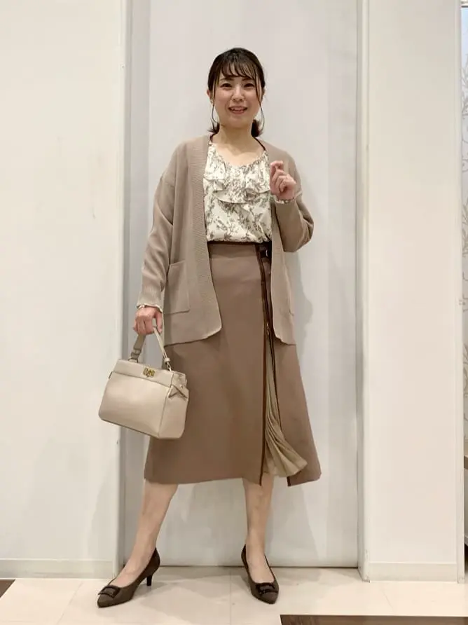 ANY SIS 横田 コーディネート画像