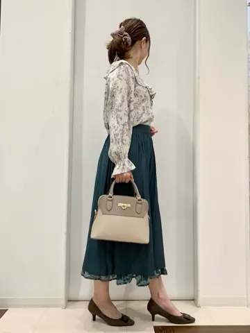 ANY SIS 横田 コーディネート画像