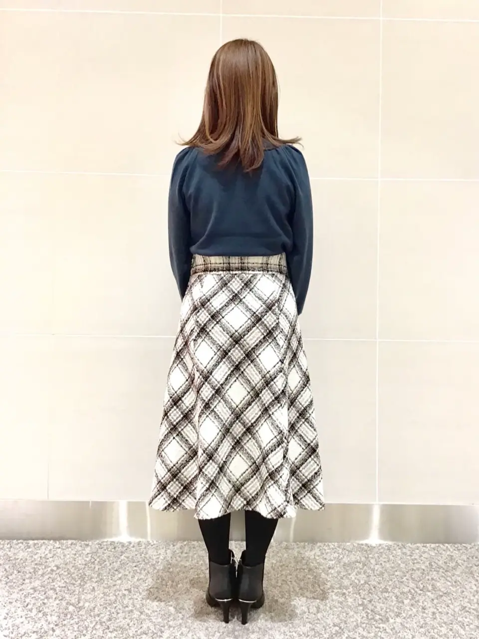 ANY SIS 浅野 コーディネート画像