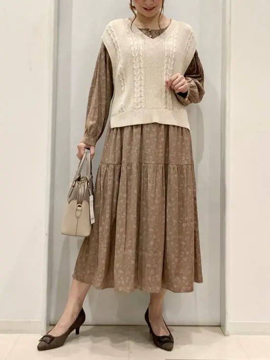 ANY SIS 横田 コーディネート画像