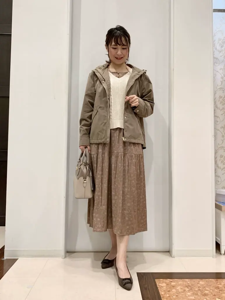 ANY SIS 横田 コーディネート画像