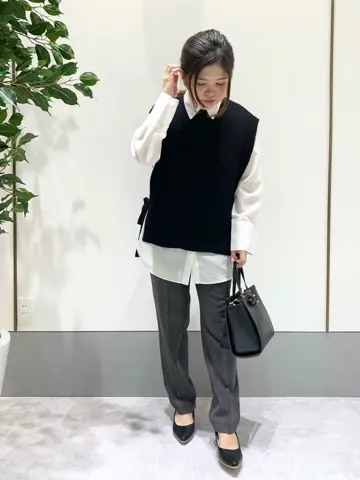 ANY SIS スタッフ コーディネート画像