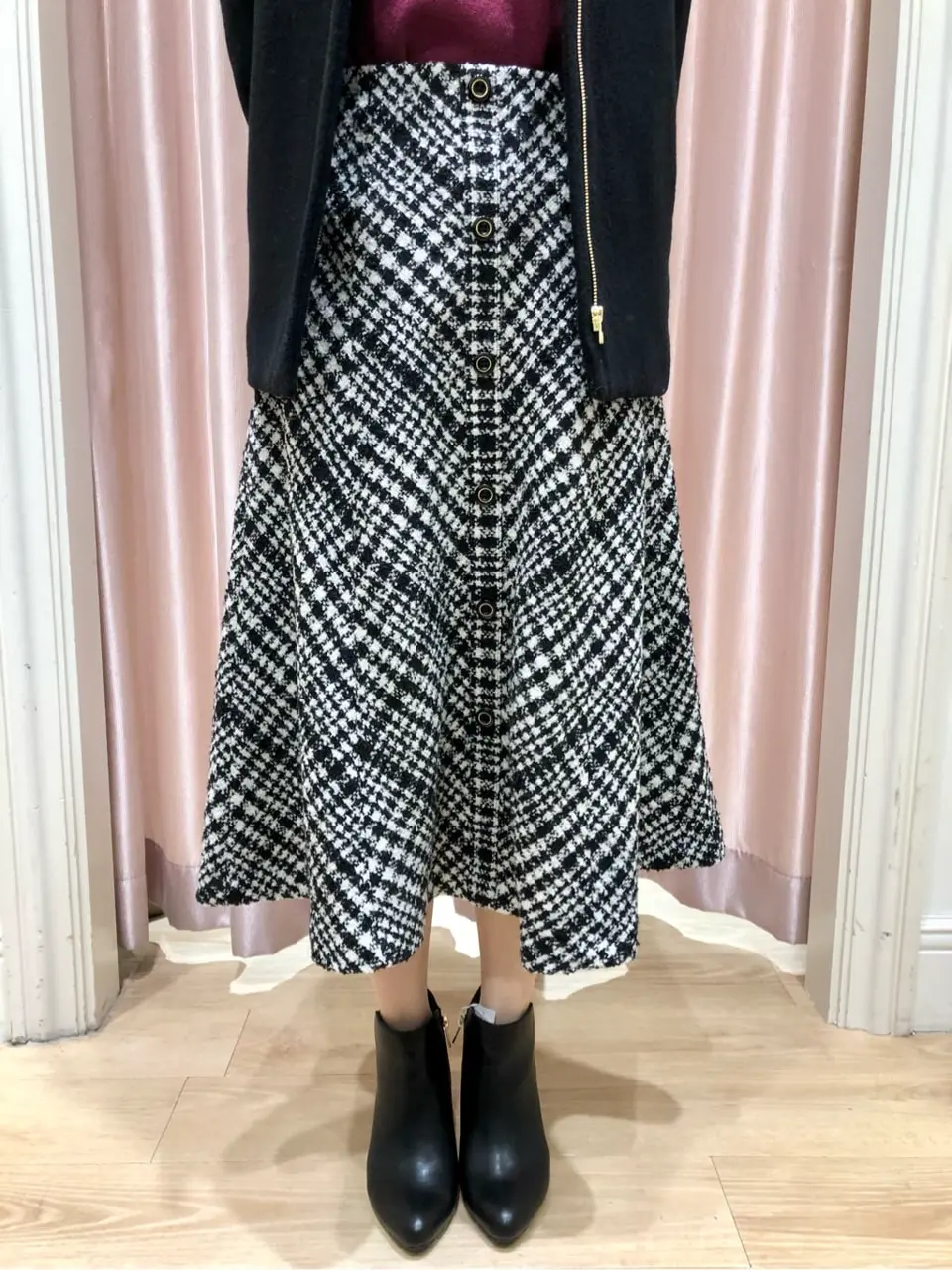 ANY SIS スタッフ コーディネート画像