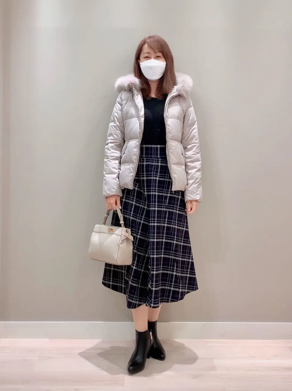 ANY SIS スタッフ コーディネート画像