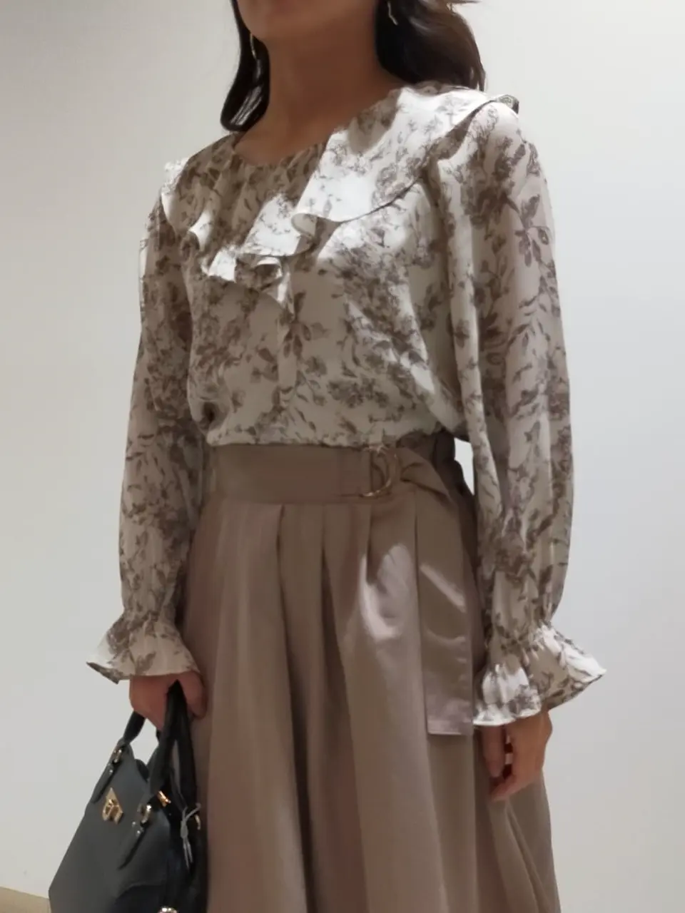 ANY SIS 権田 コーディネート画像