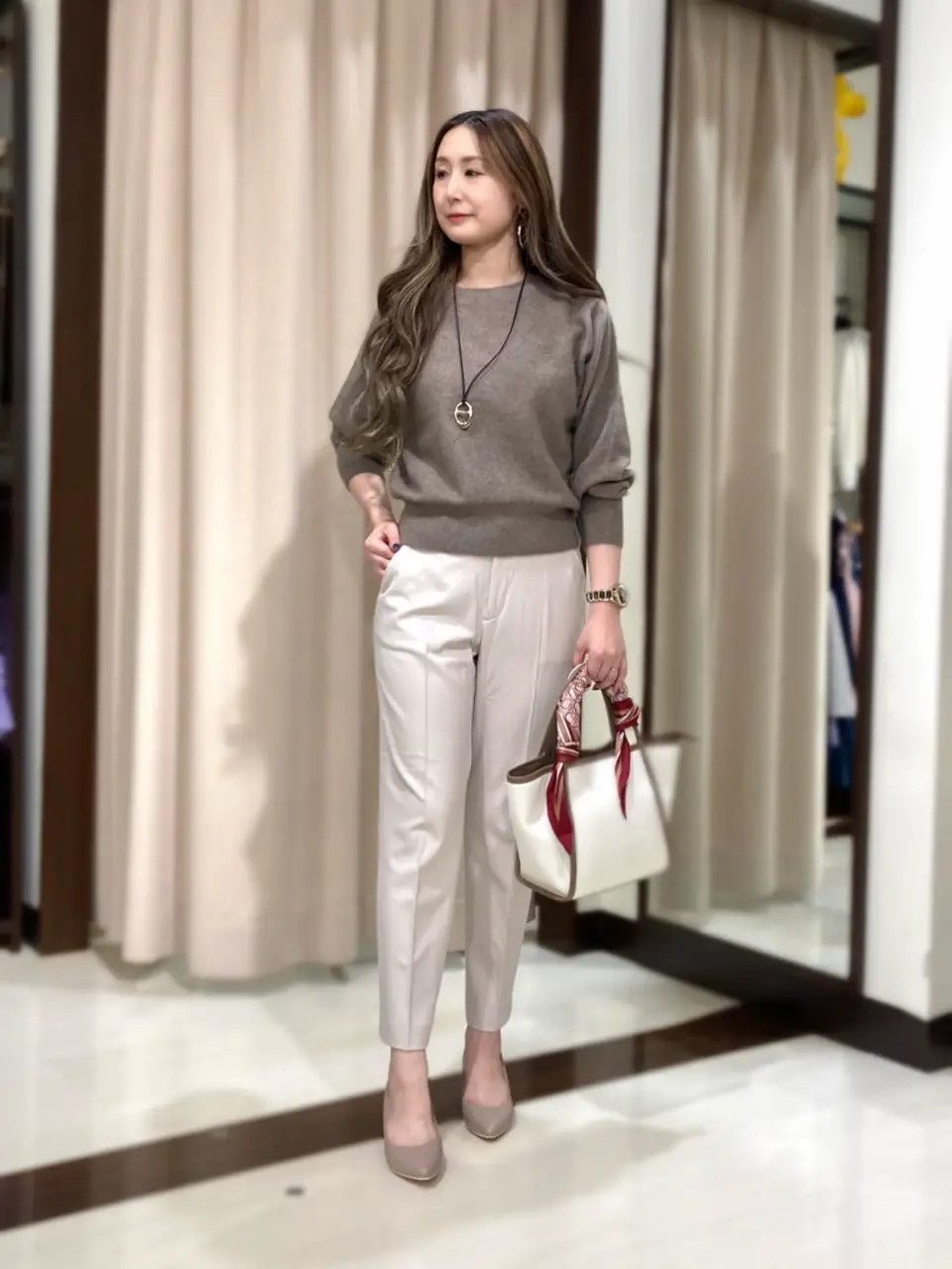 ANY SIS STAFF コーディネート画像