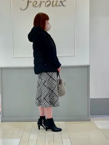 ANY SIS 堀部 コーディネート画像