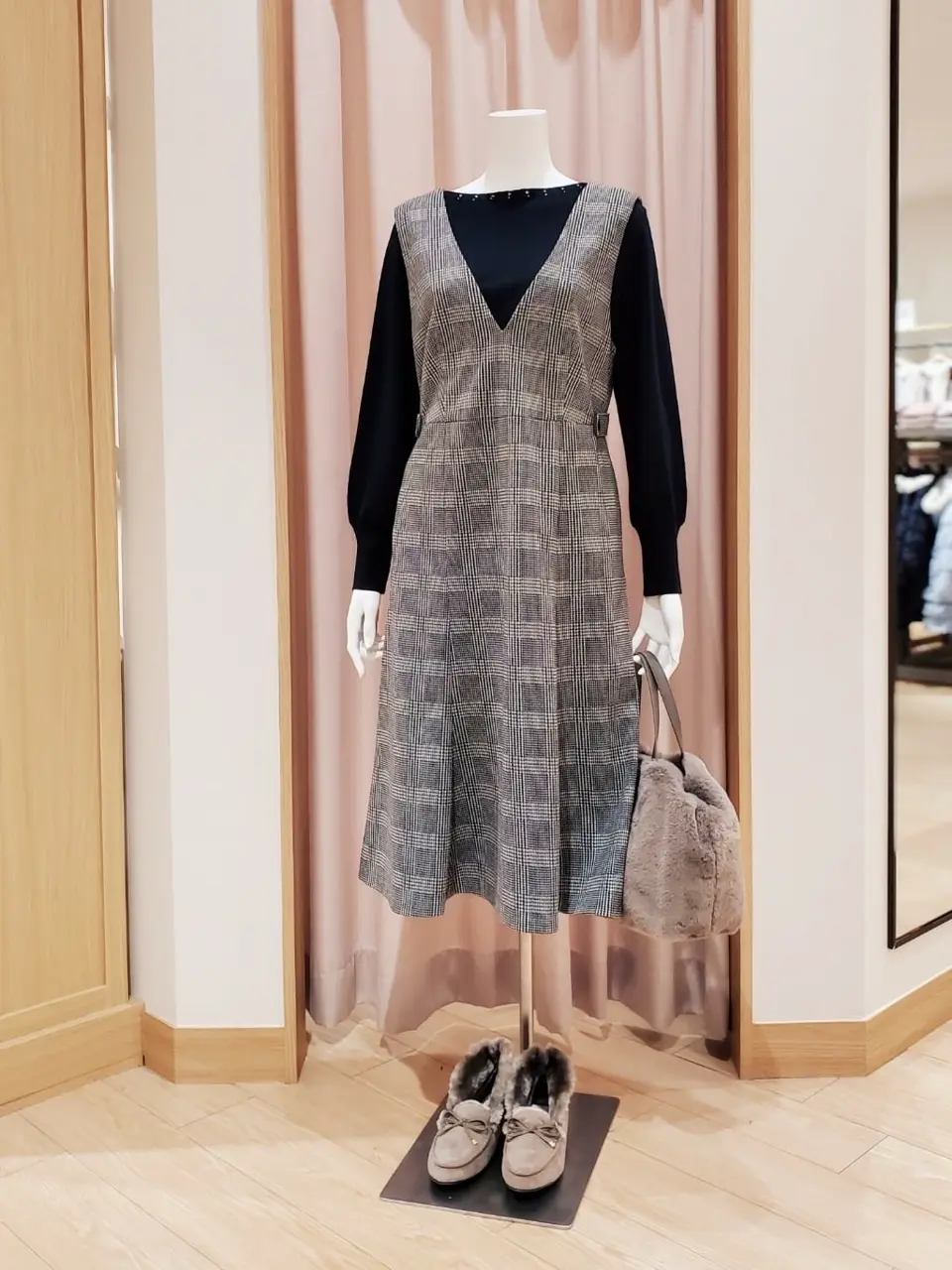 ANY SIS 岩田 コーディネート画像