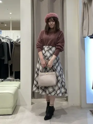 ANY SIS 川根　彩 コーディネート画像