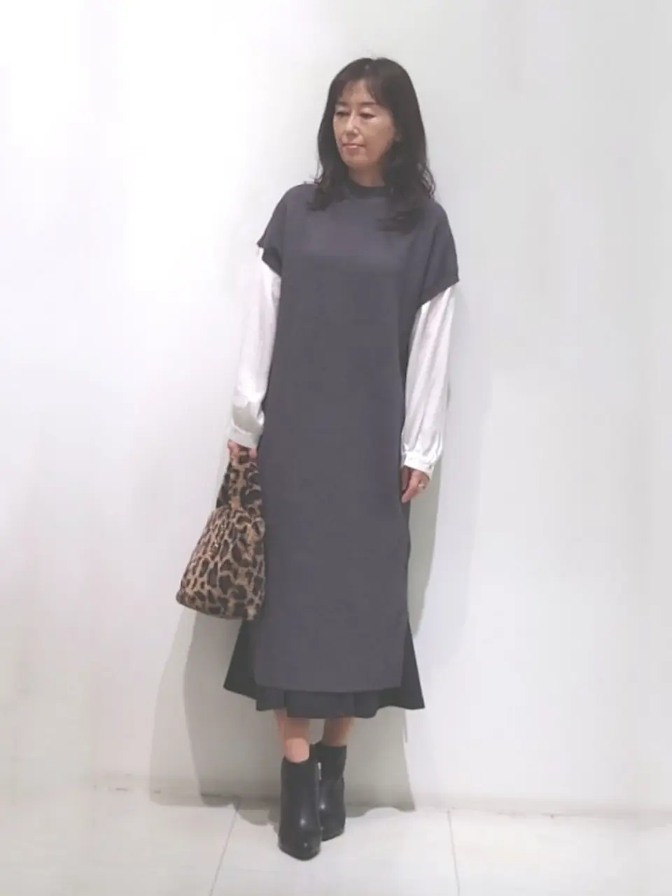 ANY SIS スタッフ コーディネート画像