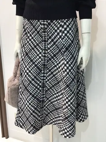 ANY SIS 布川 コーディネート画像