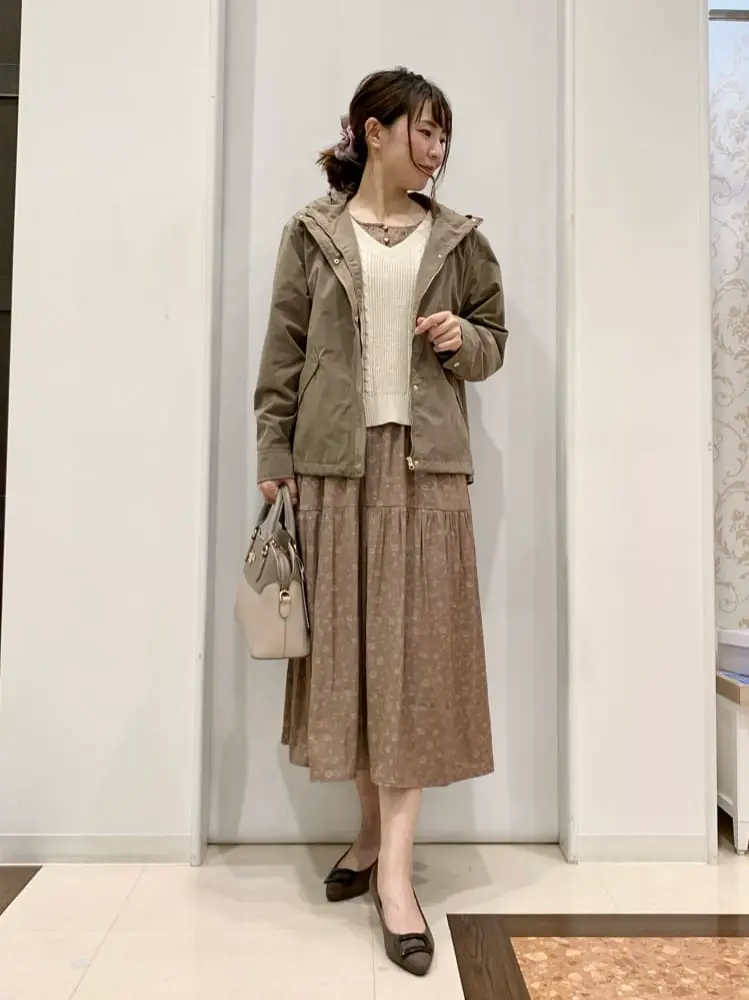 ANY SIS 横田 コーディネート画像