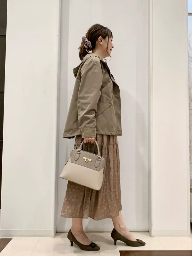 ANY SIS 横田 コーディネート画像