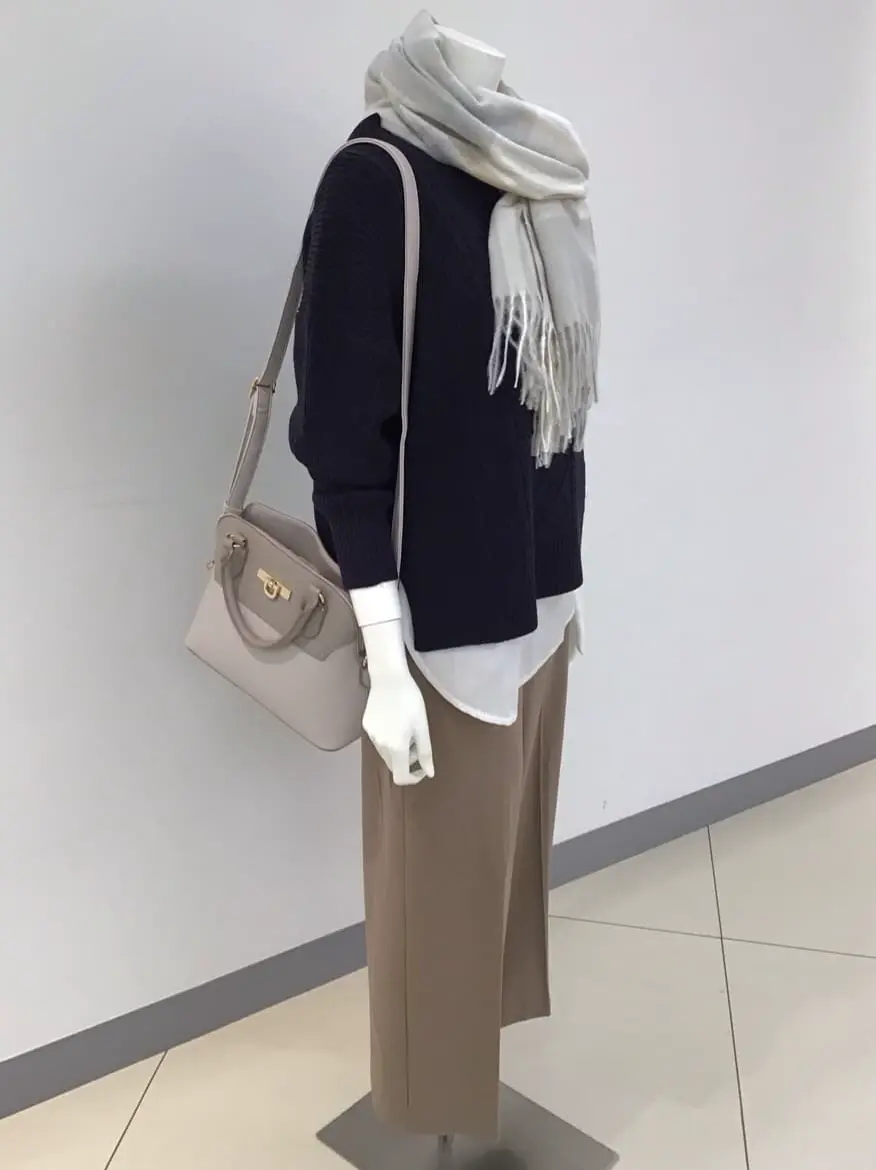 ANY SIS 橋本 コーディネート画像