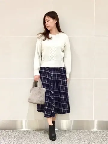 ANY SIS スタッフ コーディネート画像