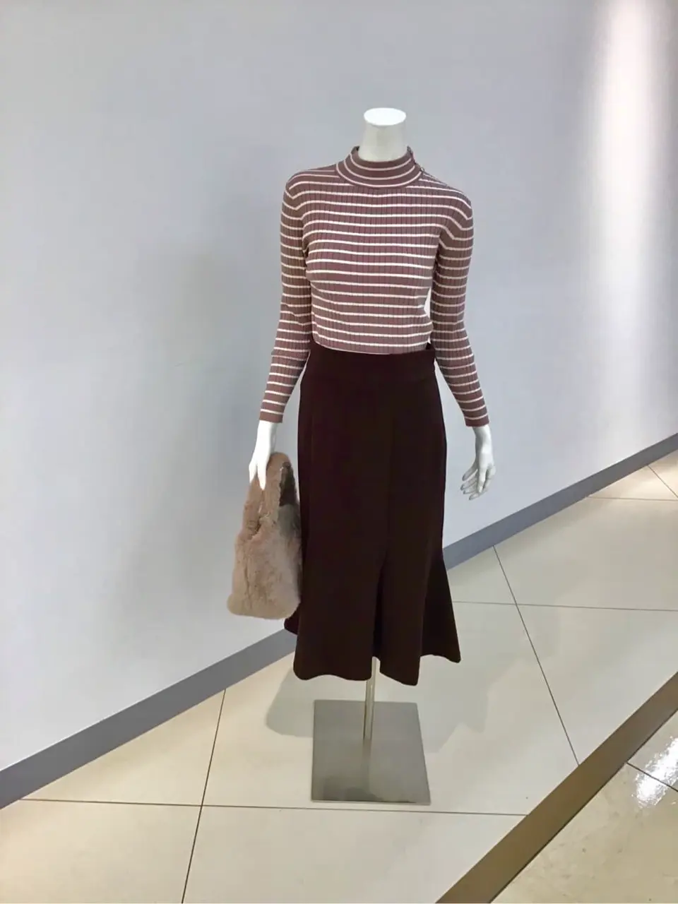 ANY SIS 本田 コーディネート画像