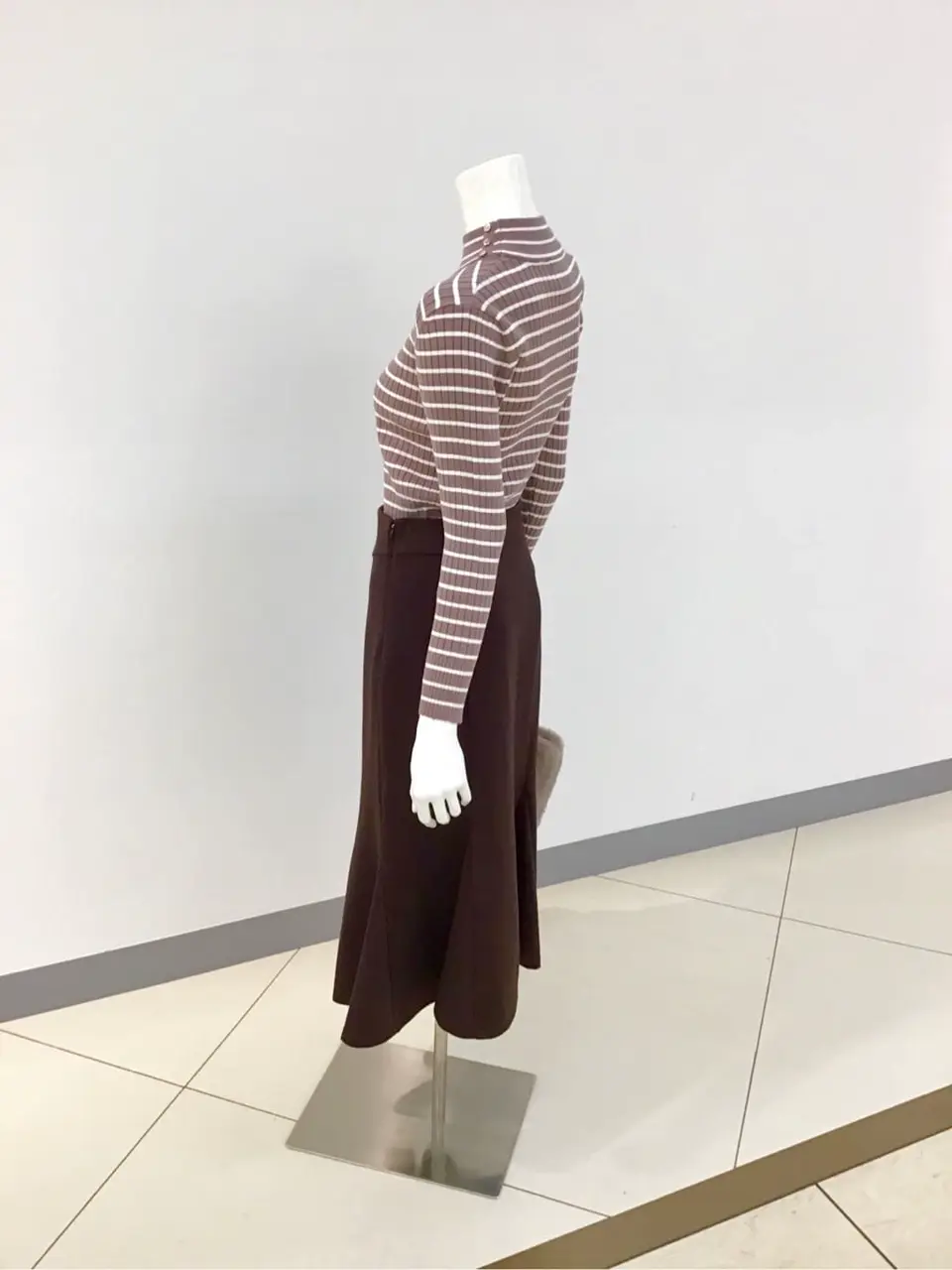 ANY SIS 本田 コーディネート画像