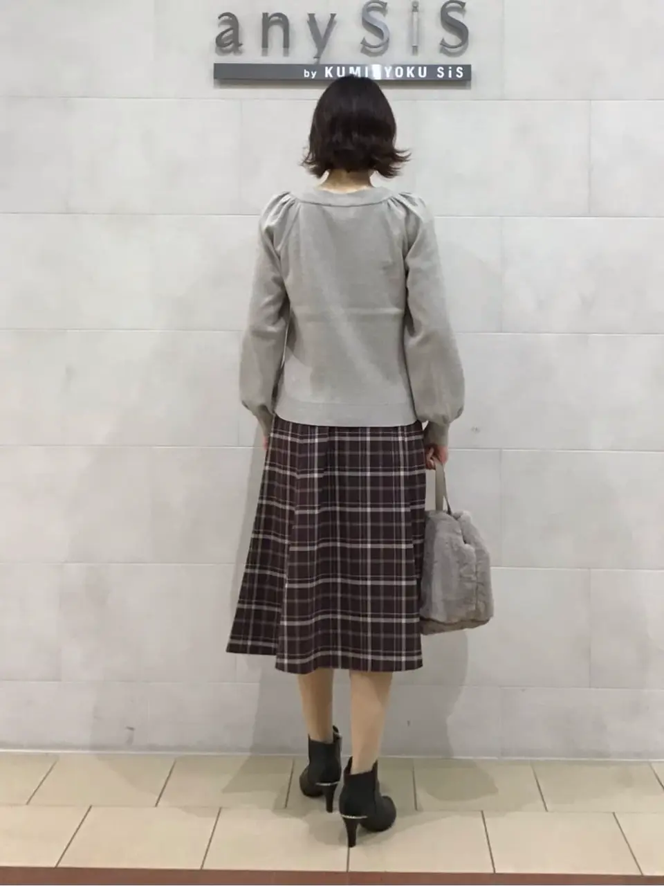 ANY SIS 髙橋 コーディネート画像