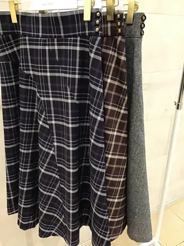 ANY SIS 髙橋 コーディネート画像