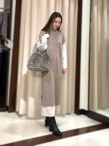 ANY SIS STAFF コーディネート画像