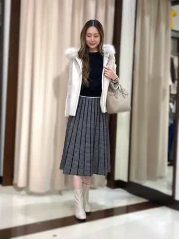 ANY SIS STAFF コーディネート画像