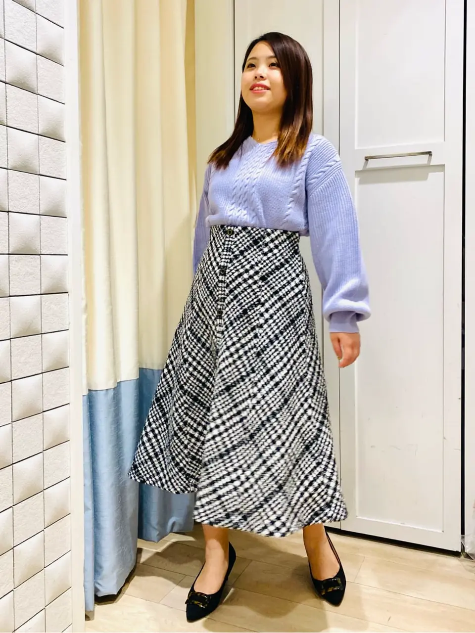 ANY SIS スタッフ コーディネート画像