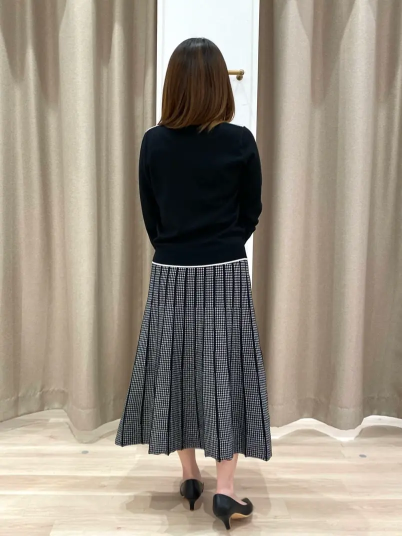 ANY SIS 瀬野 コーディネート画像