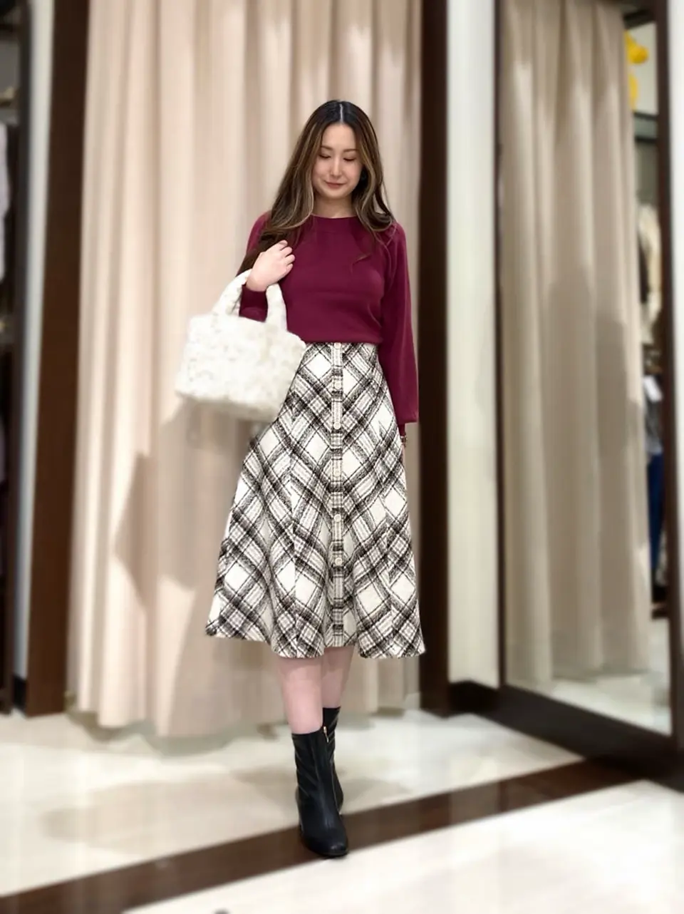 ANY SIS STAFF コーディネート画像