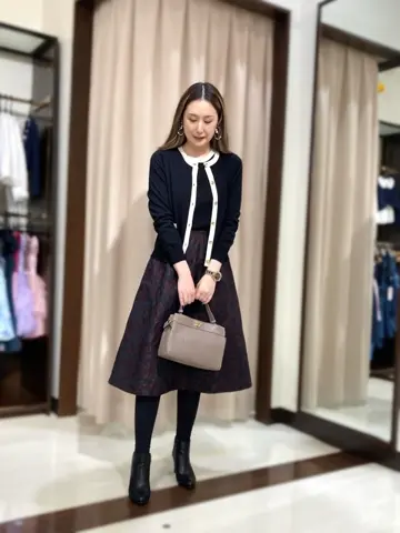 ANY SIS STAFF コーディネート画像