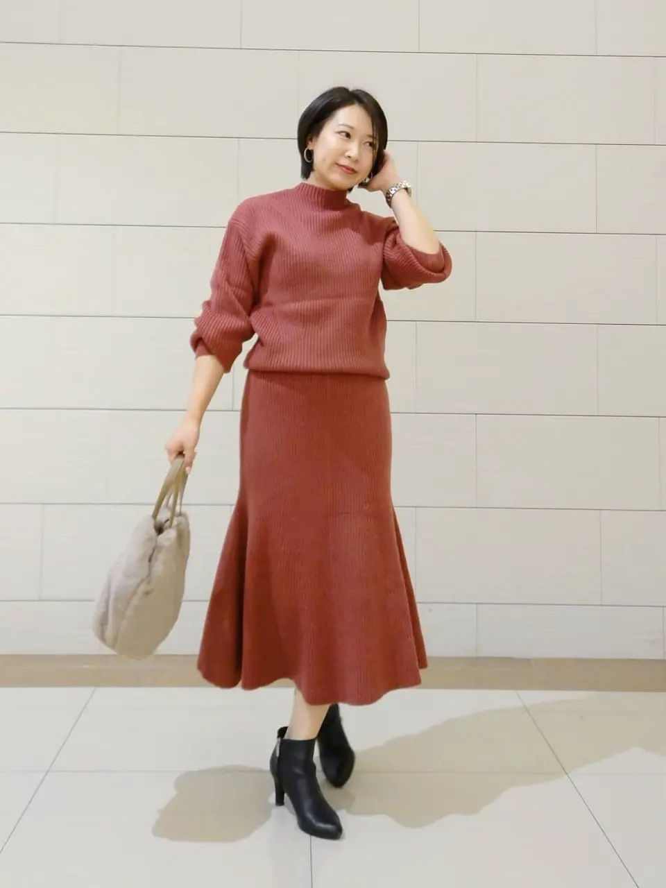 ANY SIS スタッフ コーディネート画像