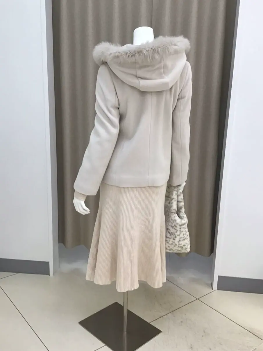 ANY SIS 橋本 コーディネート画像