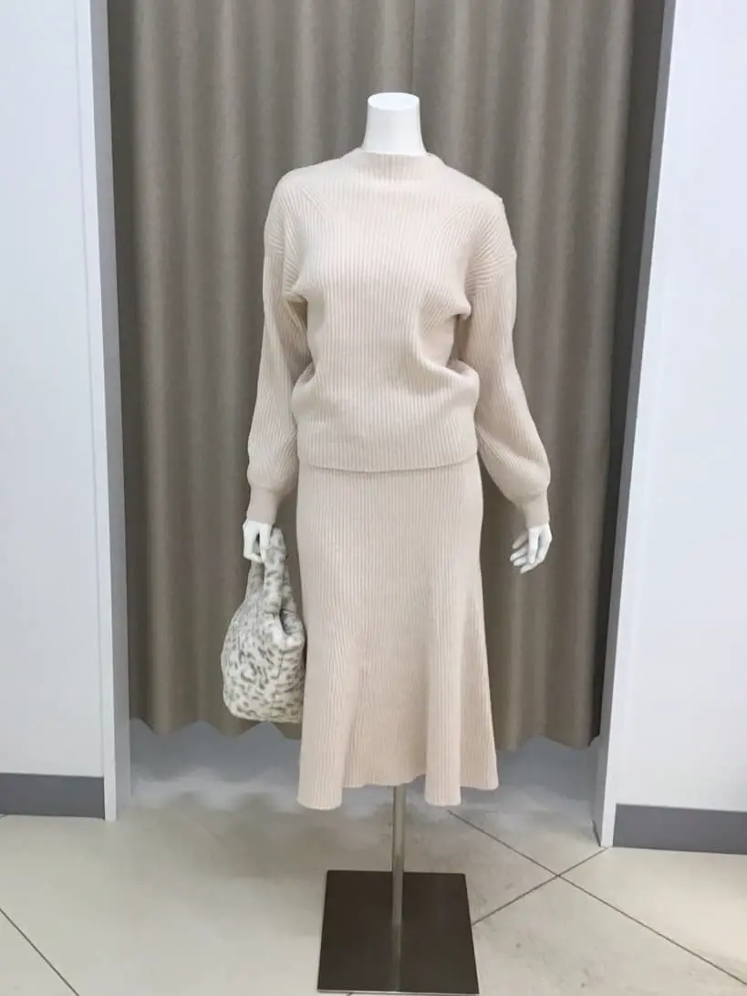 ANY SIS 橋本 コーディネート画像