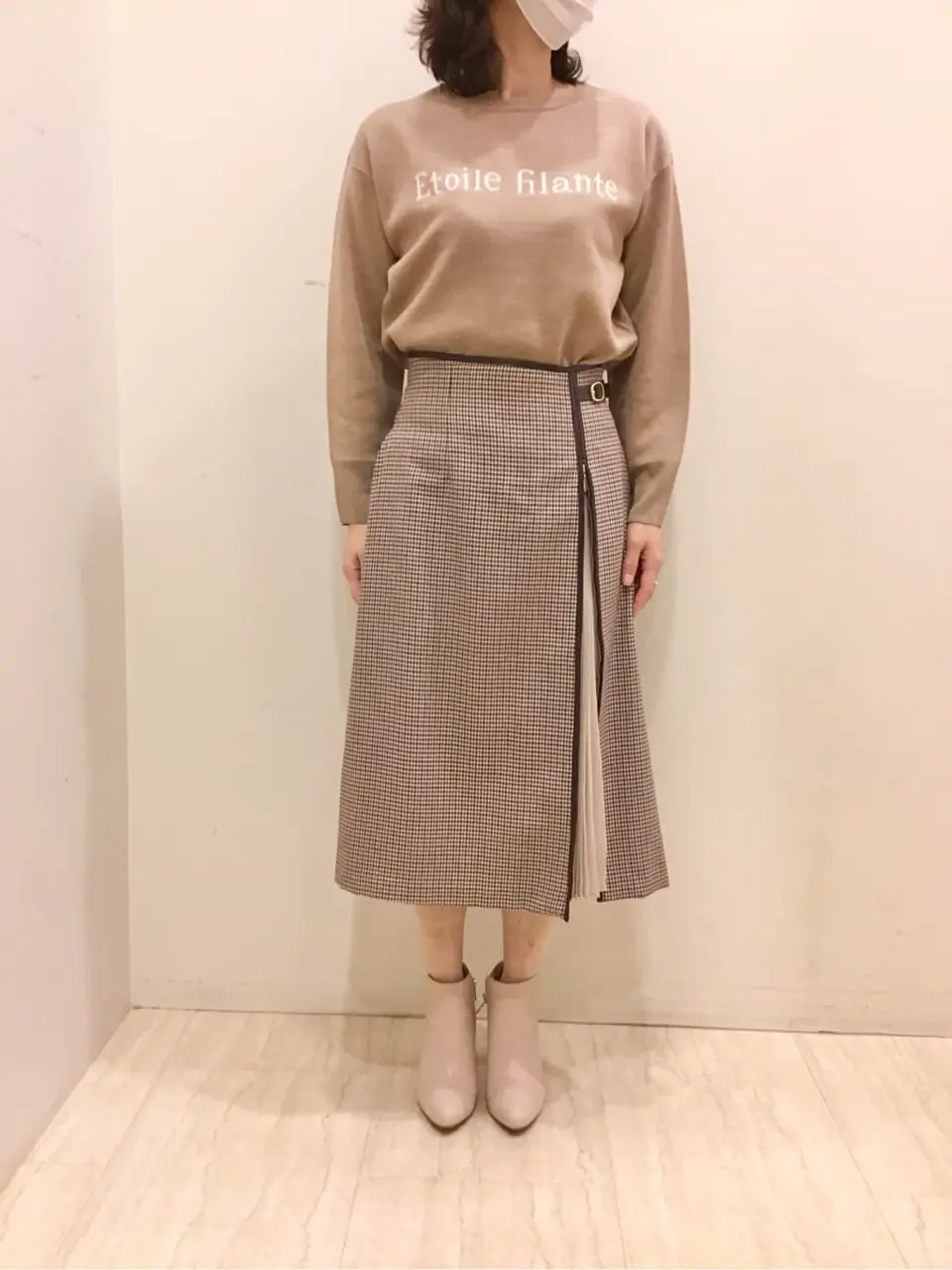 ANY SIS スタッフ コーディネート画像