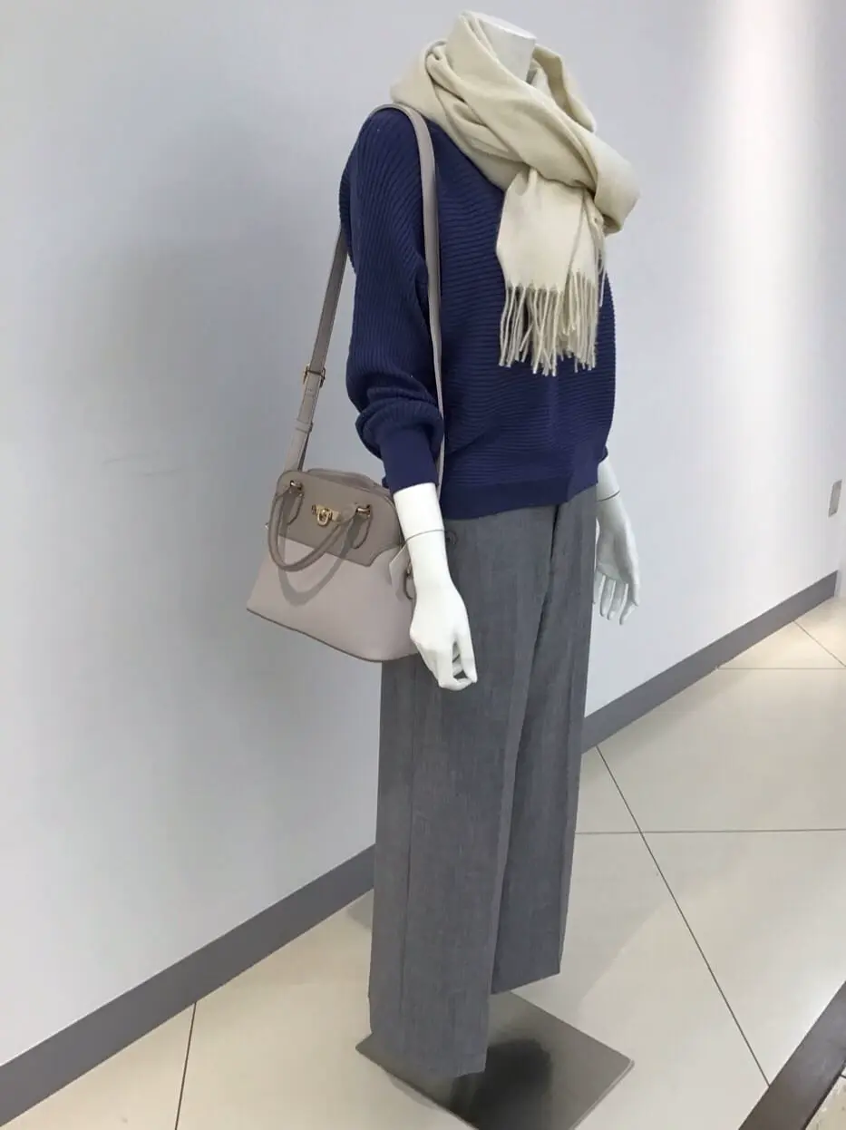 ANY SIS 橋本 コーディネート画像