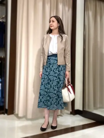 ANY SIS STAFF コーディネート画像