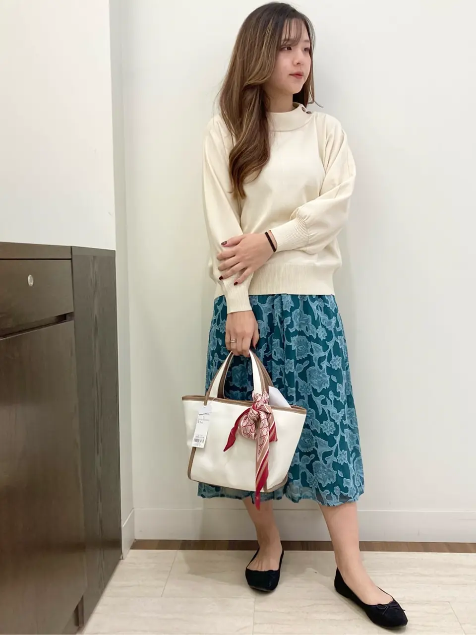 ANY SIS スタッフ コーディネート画像