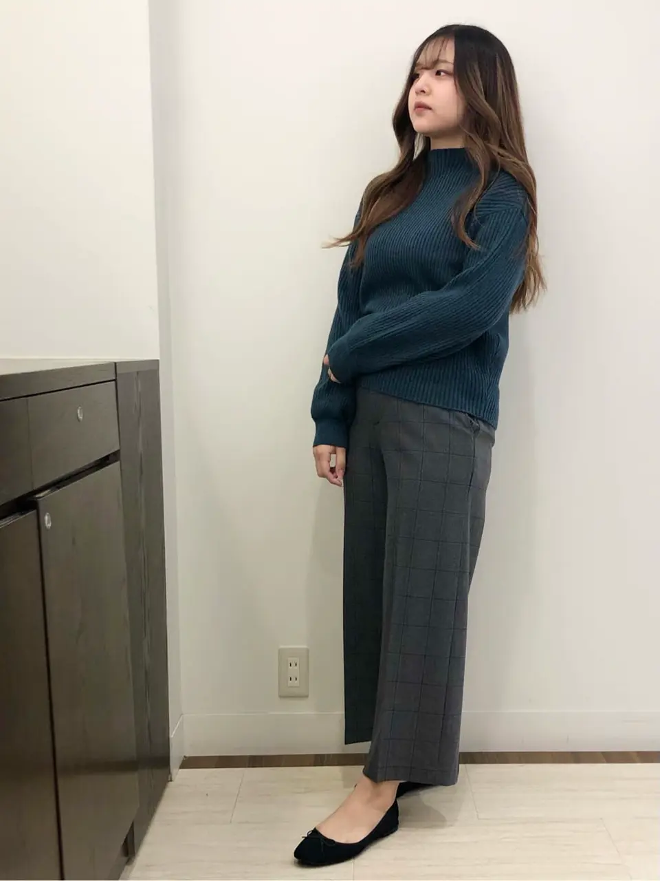 ANY SIS スタッフ コーディネート画像