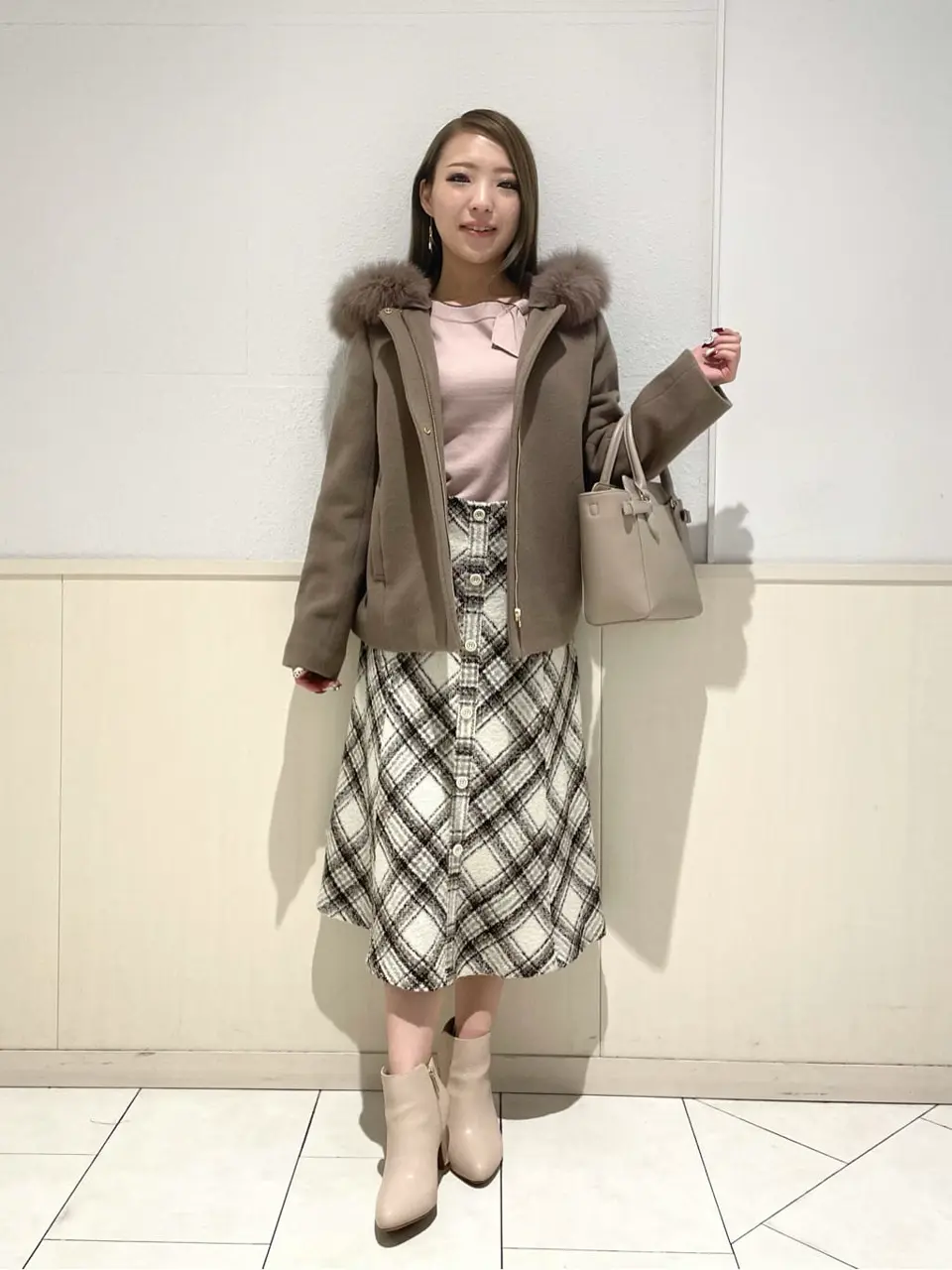 ANY SIS 土居 コーディネート画像