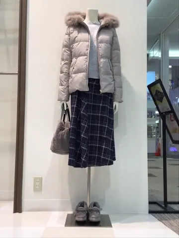 ANY SIS 布川 コーディネート画像