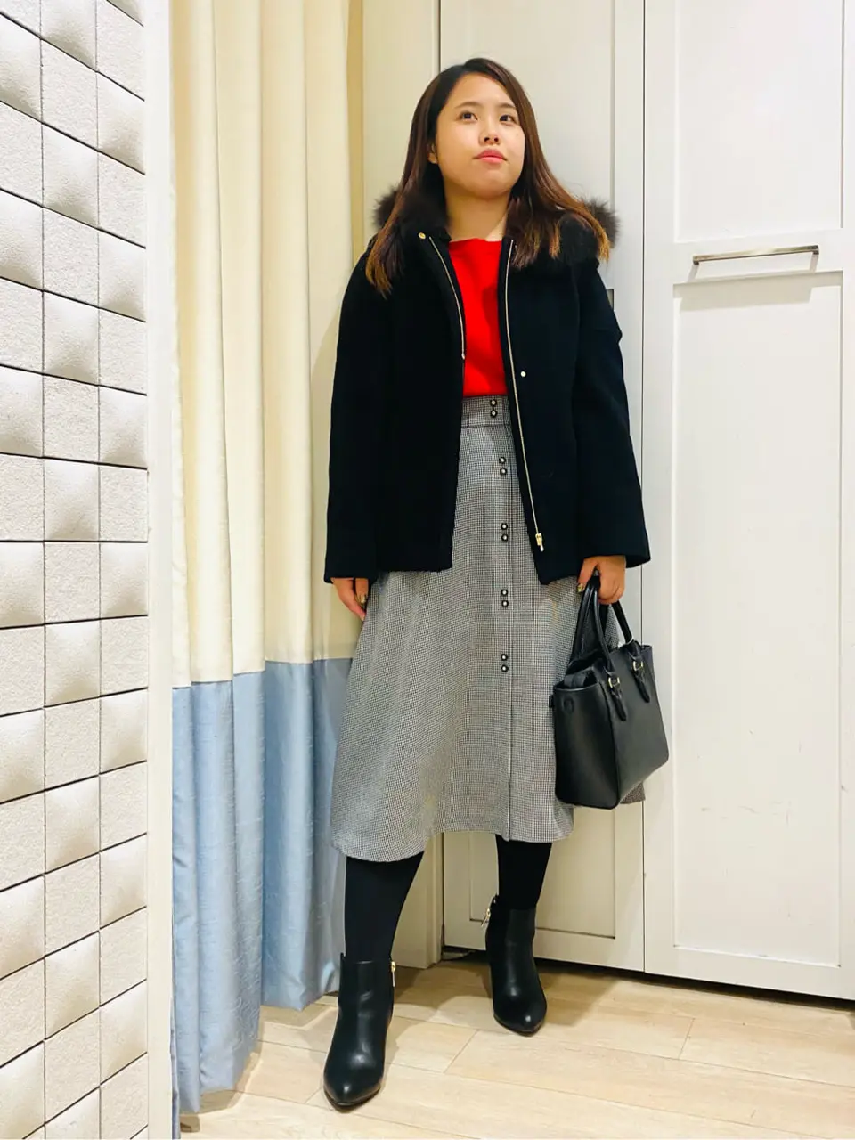 ANY SIS スタッフ コーディネート画像