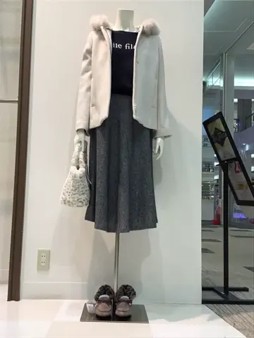 ANY SIS 布川 コーディネート画像