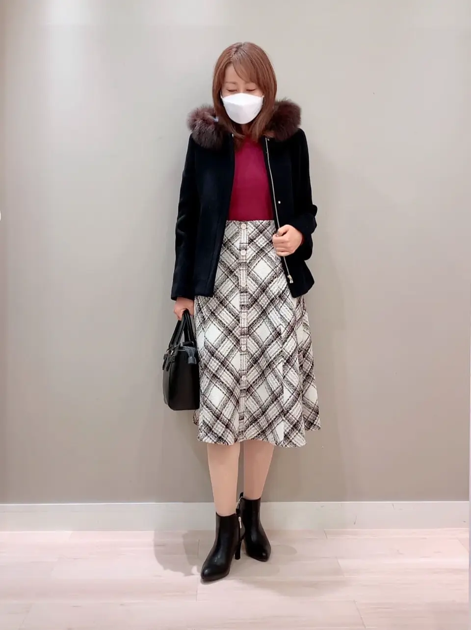 ANY SIS スタッフ コーディネート画像