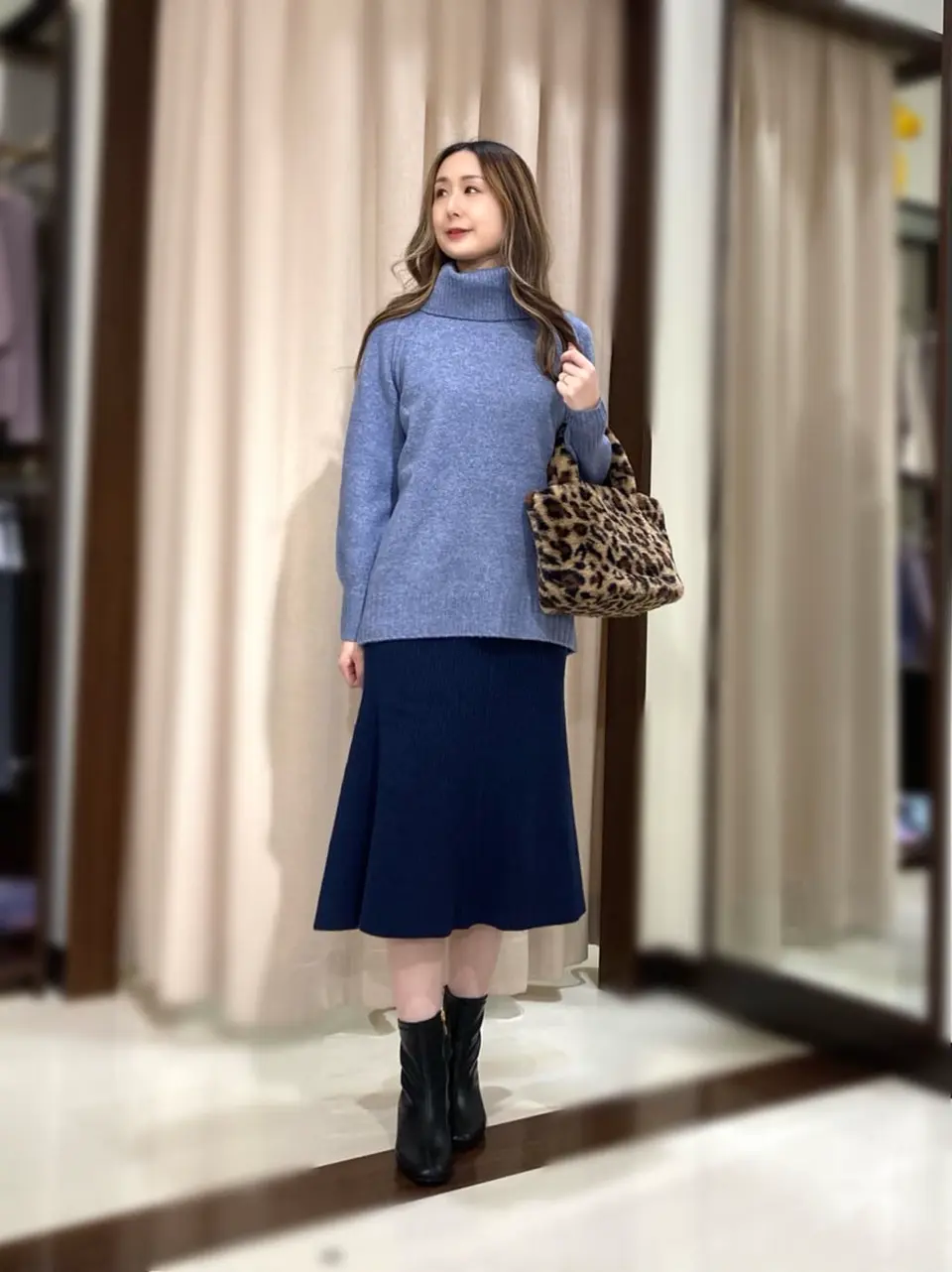 ANY SIS STAFF コーディネート画像