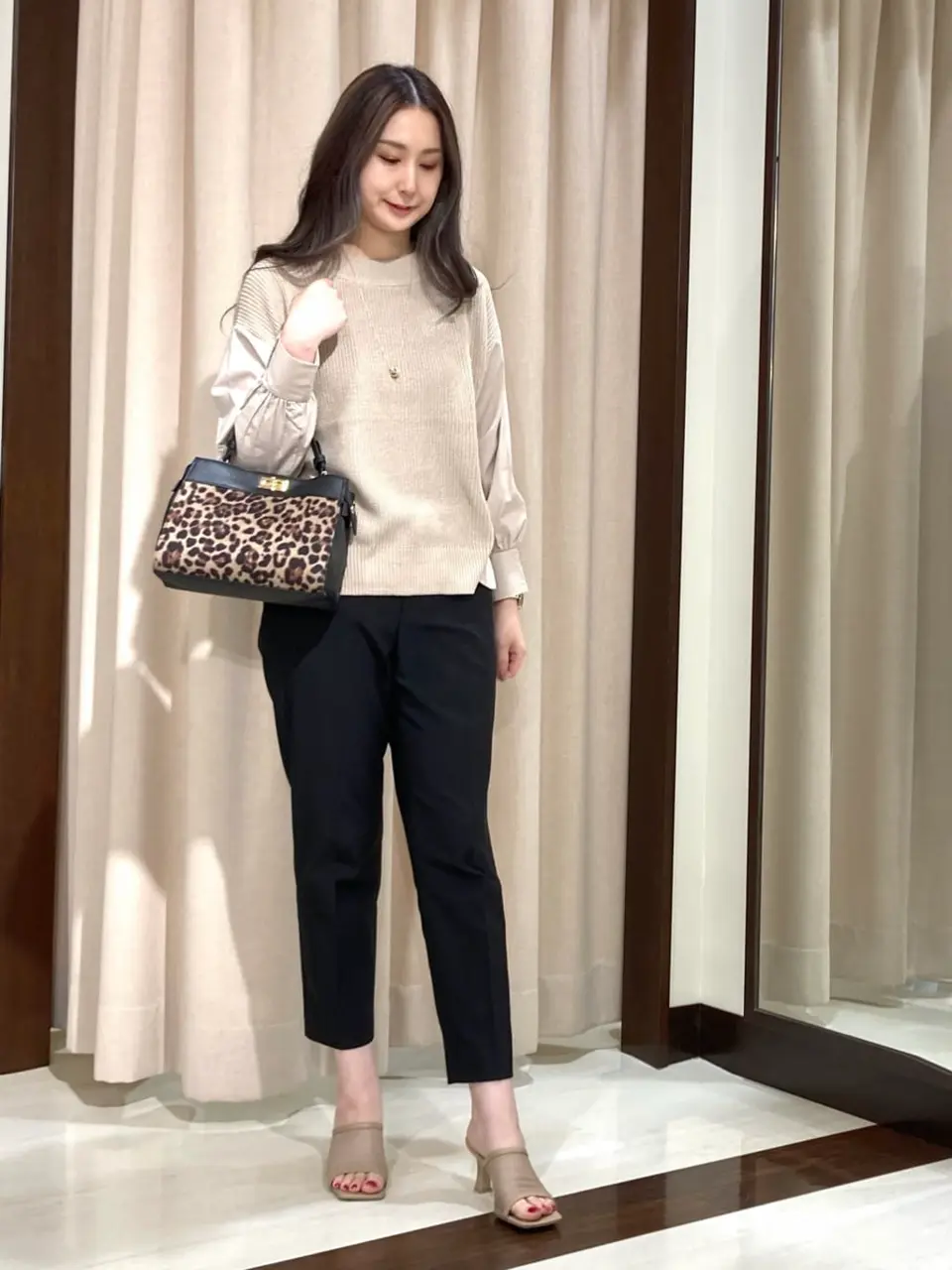 ANY SIS STAFF コーディネート画像