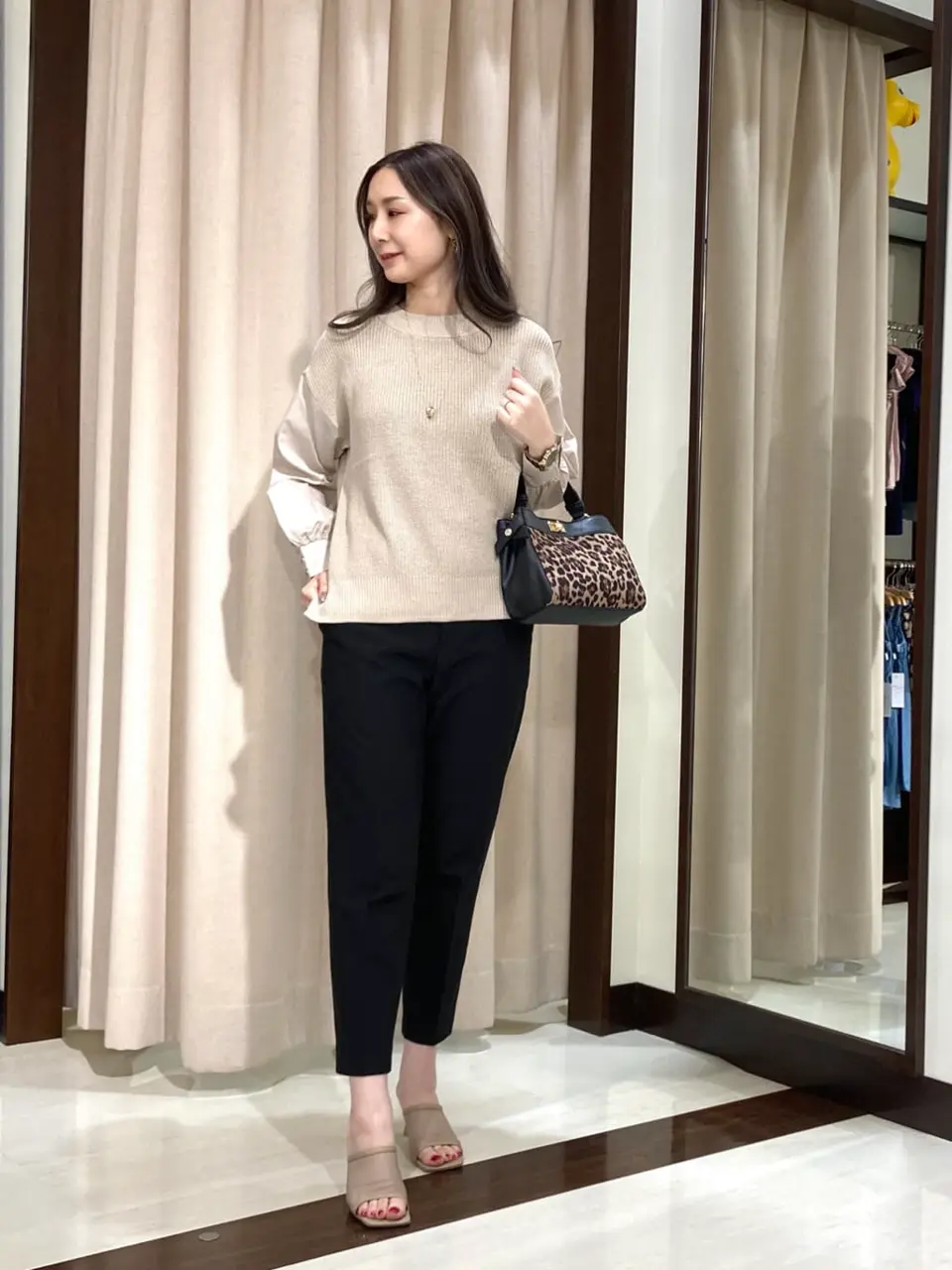 ANY SIS STAFF コーディネート画像