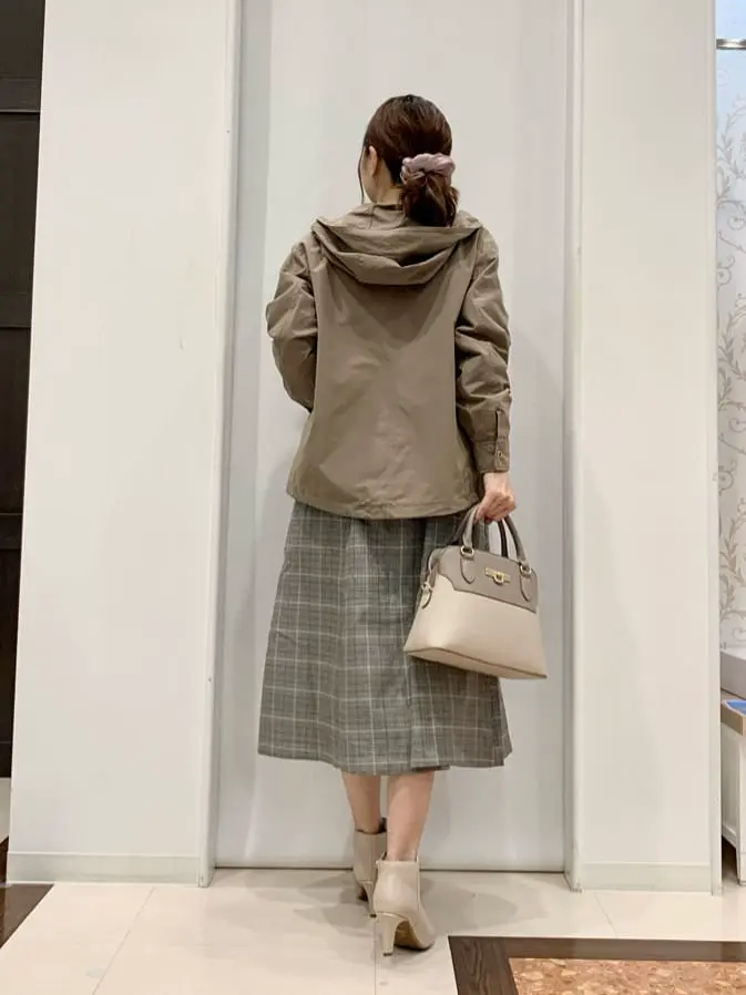 ANY SIS 横田 コーディネート画像